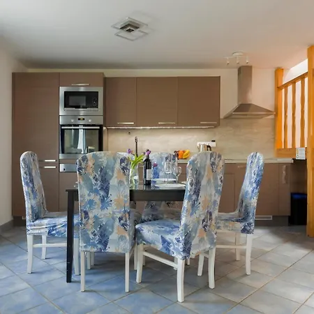 Apartment Kristi Tuchomerice